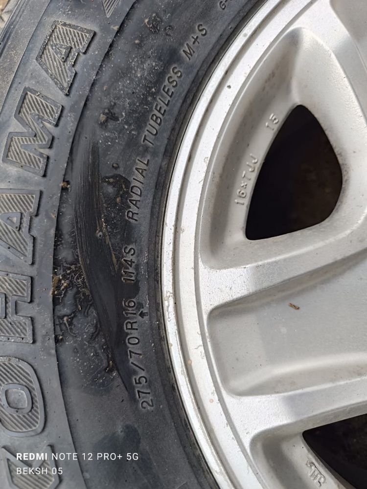 Сатылады 4 дөңгелек дисктармен бірге  размер   275/70R/16