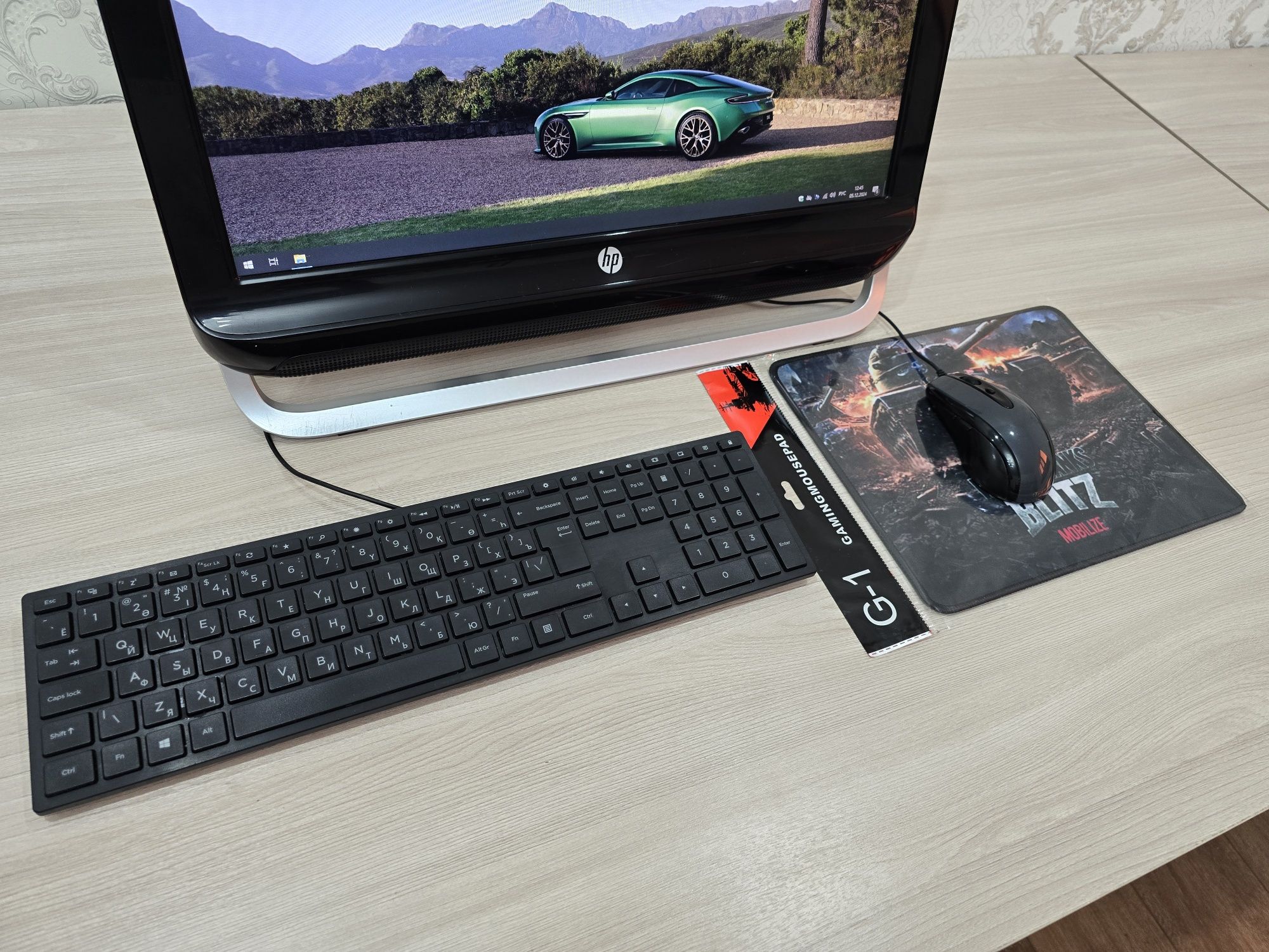 Моноблок HP Pavilion, Core i3, SSD 128Gb, HDD 750Gb, Ram 6Gb