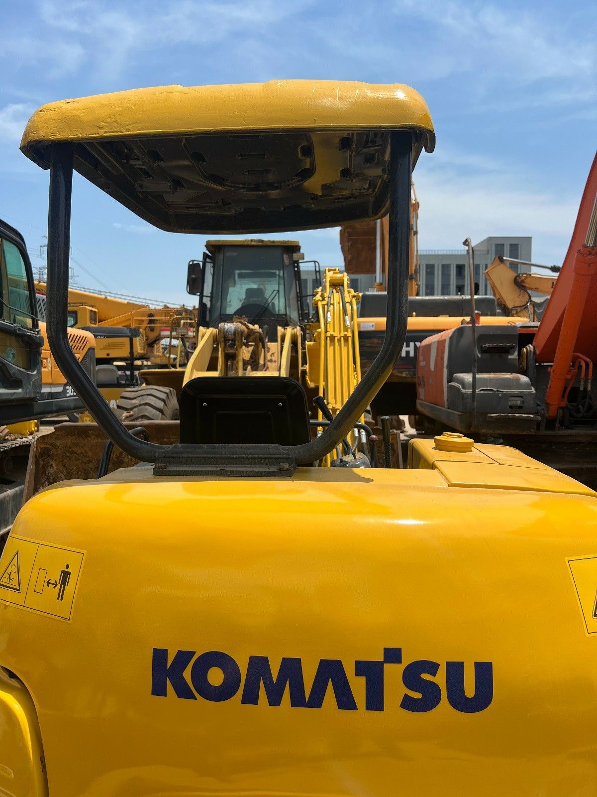 Продам миниэксковатор Коматцу 30