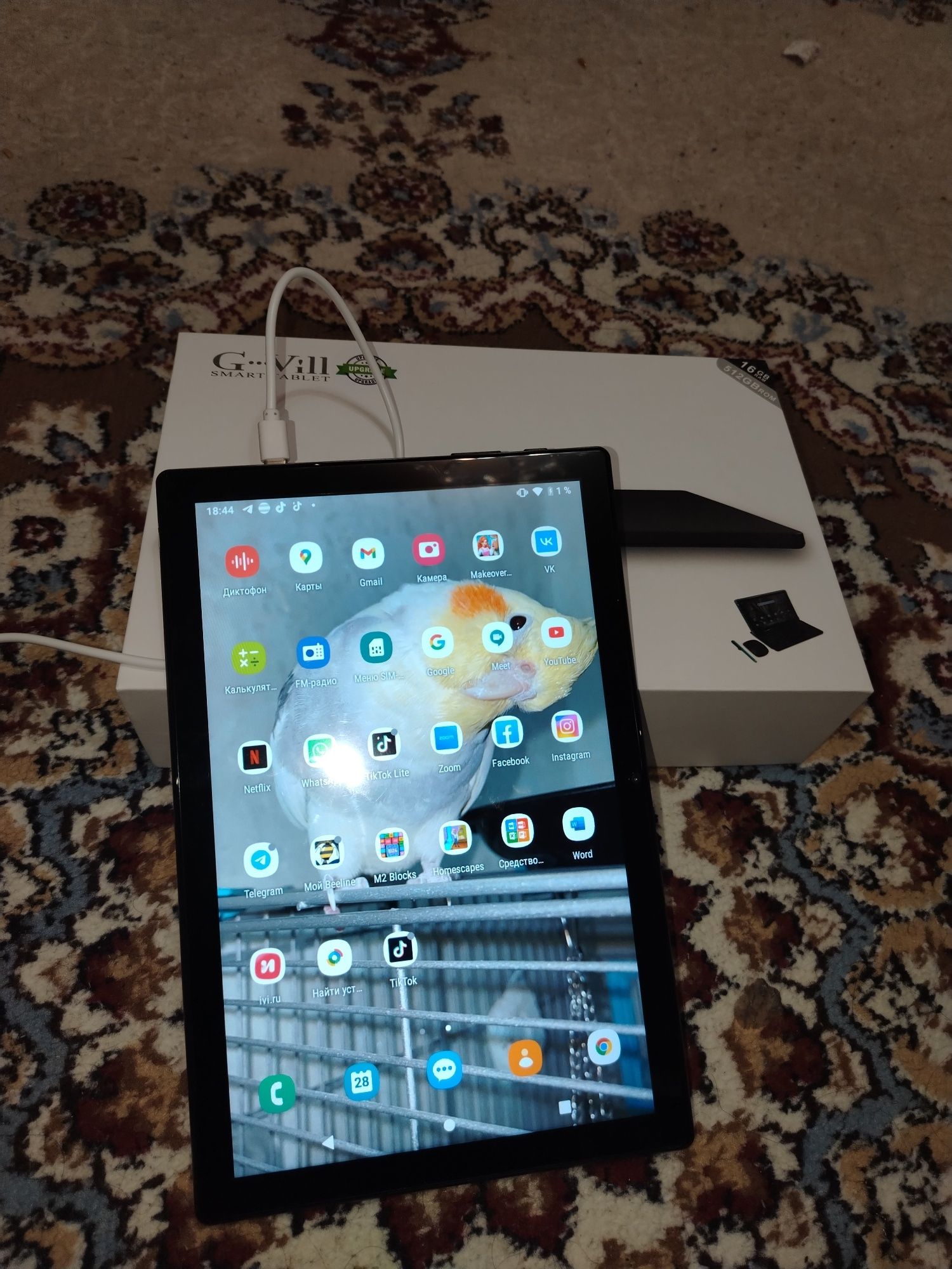 Продам за 30000 крутой планшет G-Vill  G2000 16/ 512GB, 2сим карты