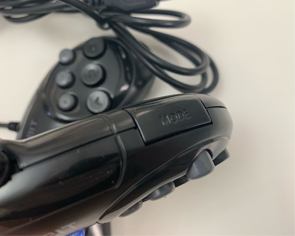 Джойстик, геймпад с кнопкой MODE для Sega Mega Drive Сега