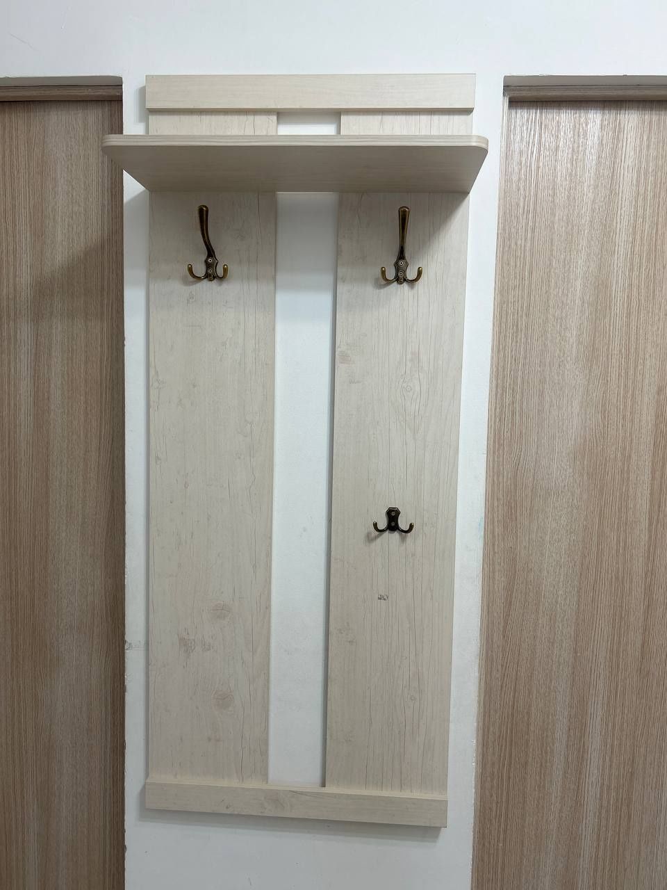 Вешалка настенная прихожая