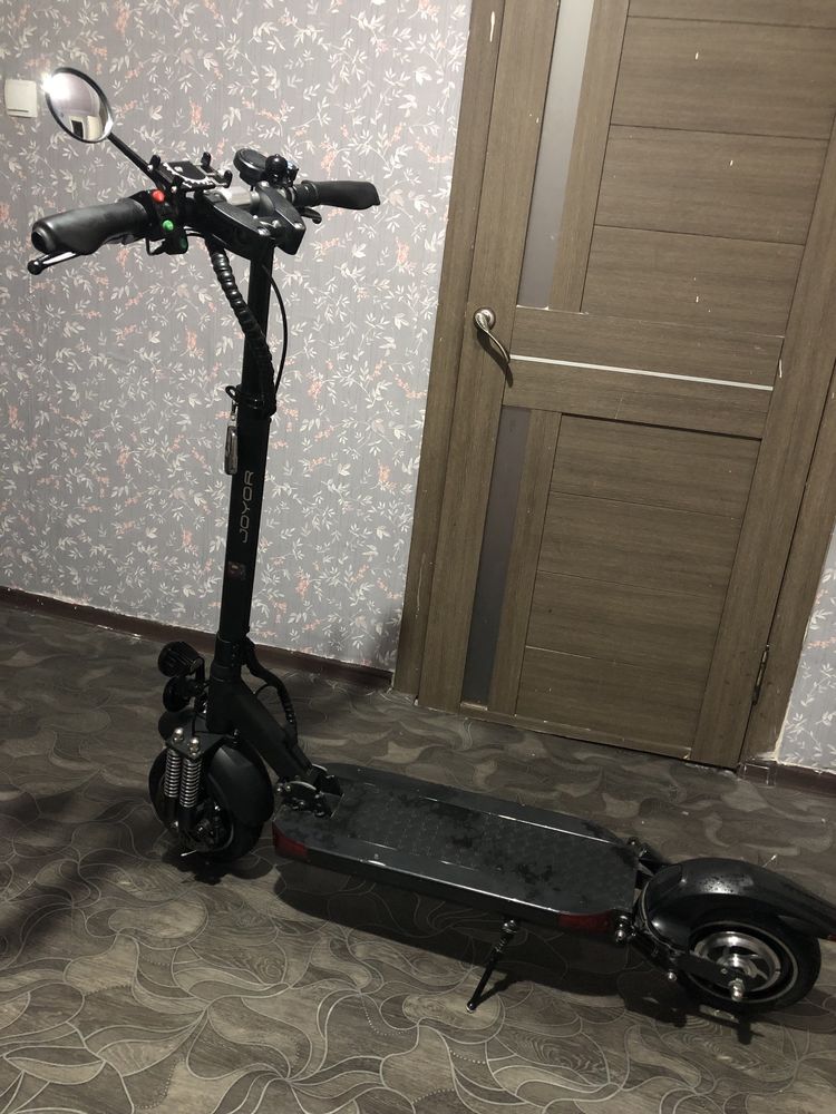 продам электросамокат Joyor Y10s dual motors