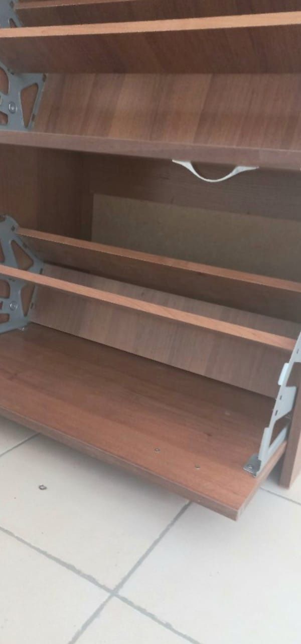 Продаётся Шкаф для обуви