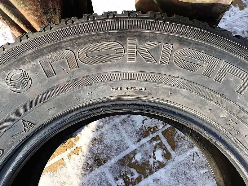 Шины 265/70 R17 - "Nokian Hakkapeliitta Sport" (Финляндия), зимние.