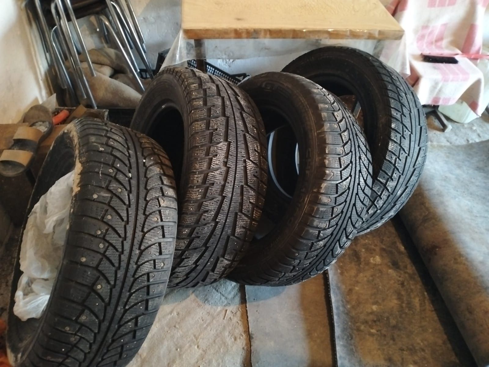 Продам резину 255/55/18