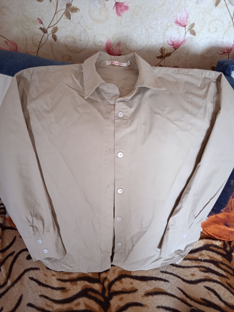 Продам женские кофты