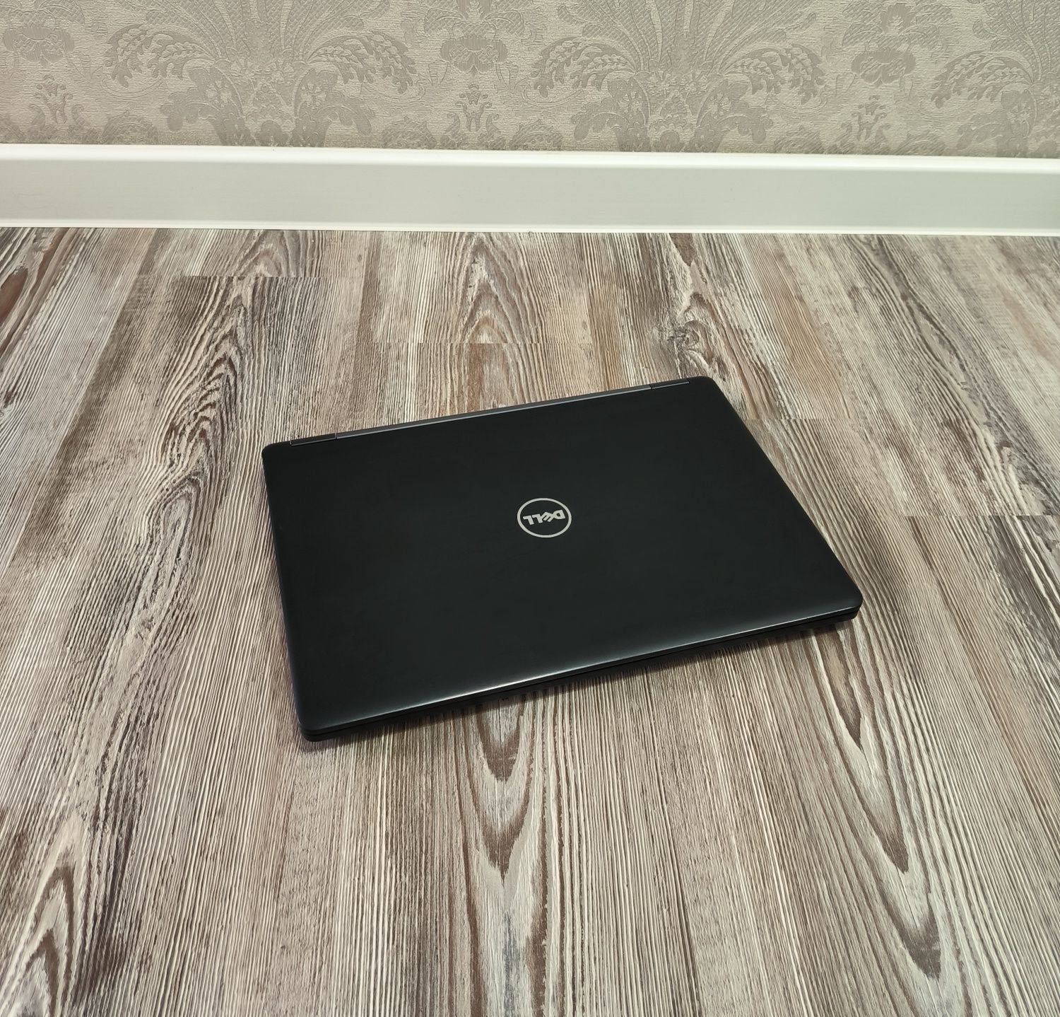 Новый шустрый ультрабук Dell/Core i5-7300/8 Гб О.з.у./SSD/Казахстан