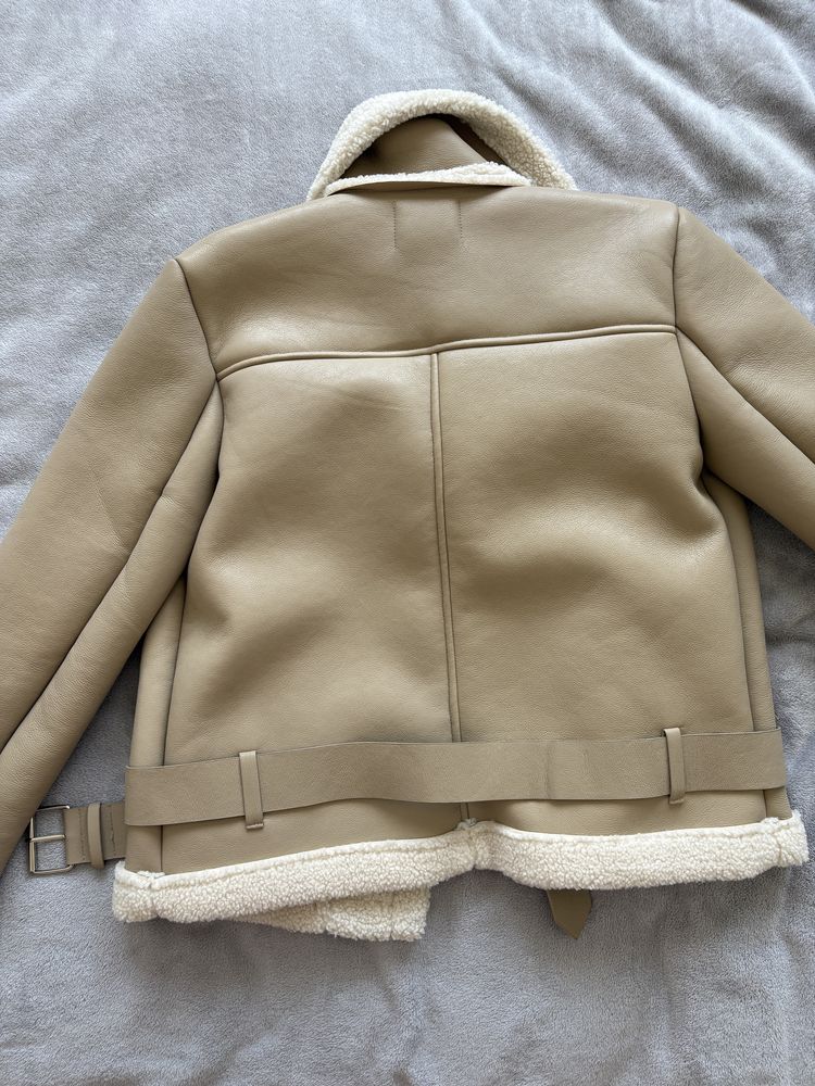 Дубленка Zara беж