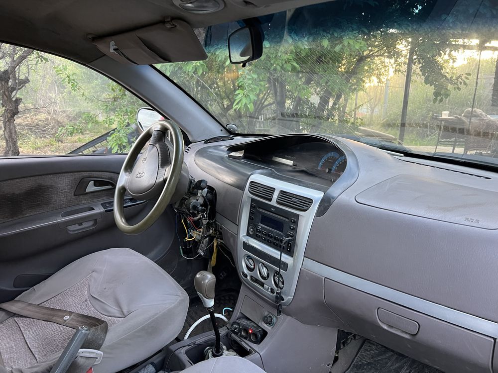Срочно продам ДВЕ Chery QQ6 (S21)