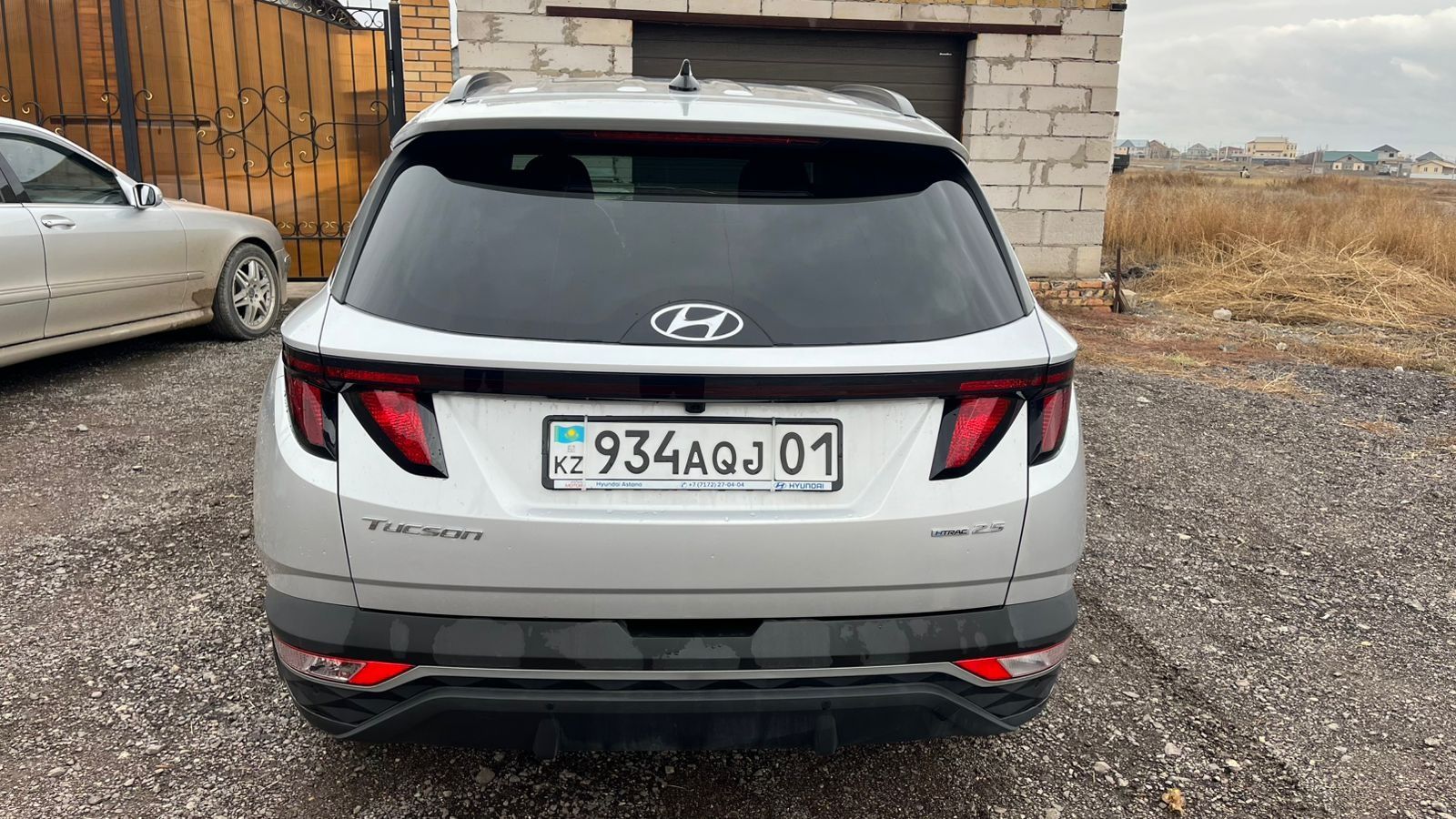 Tucson 2.5 4wd продам срочно