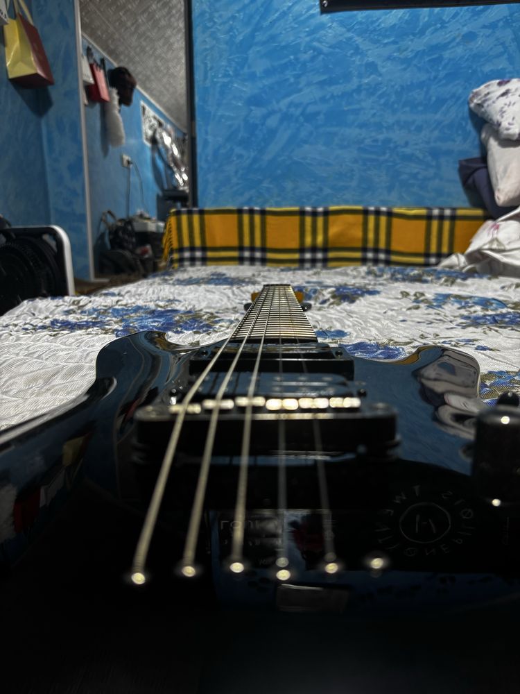 Продам электрогитару Schecter Omen-6