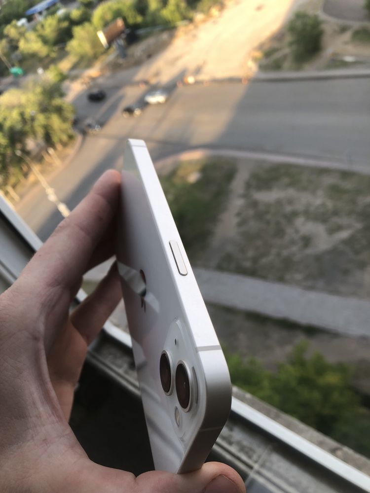 iPhone 13 Новый, купл апрель 2025