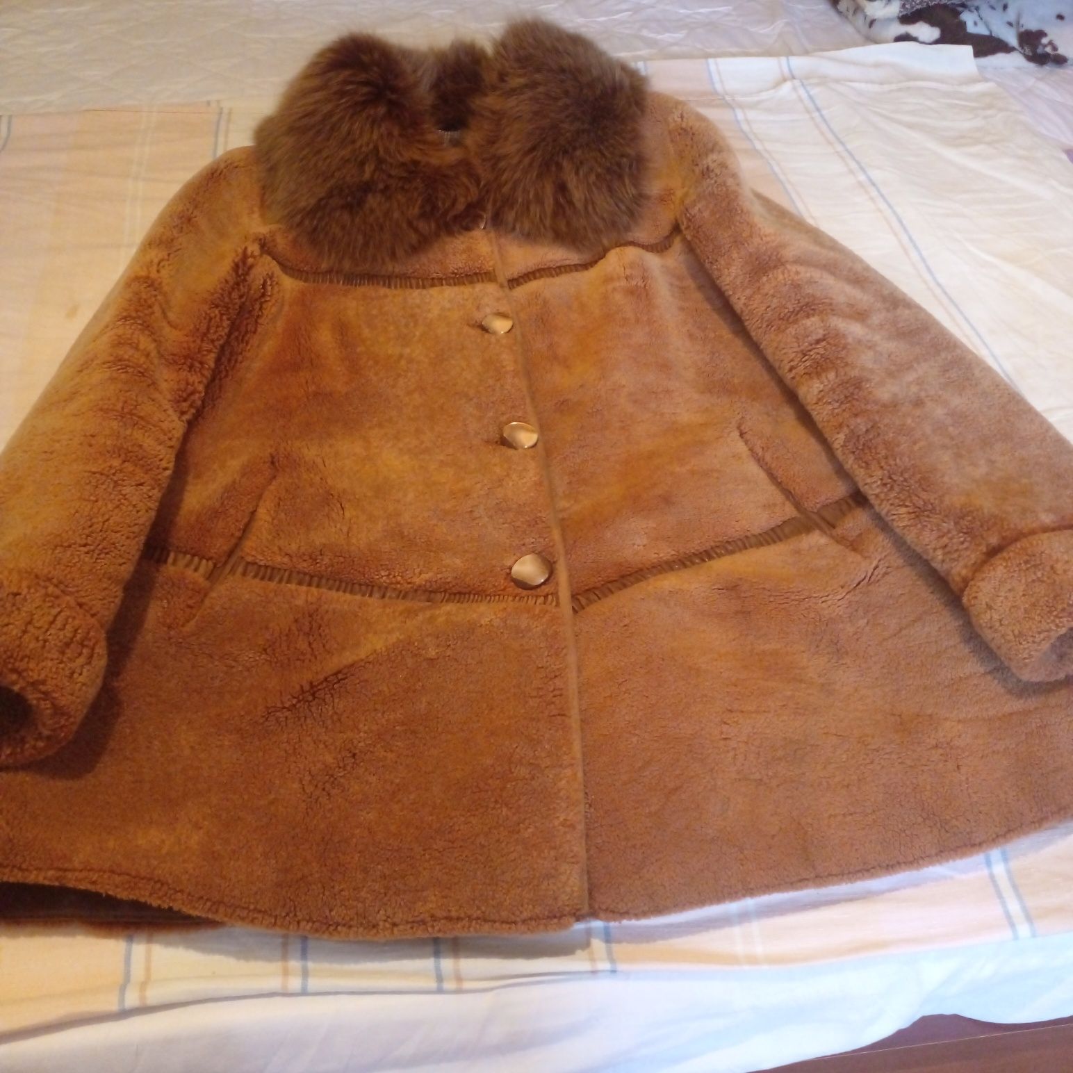 Продам шубку из натурального меха