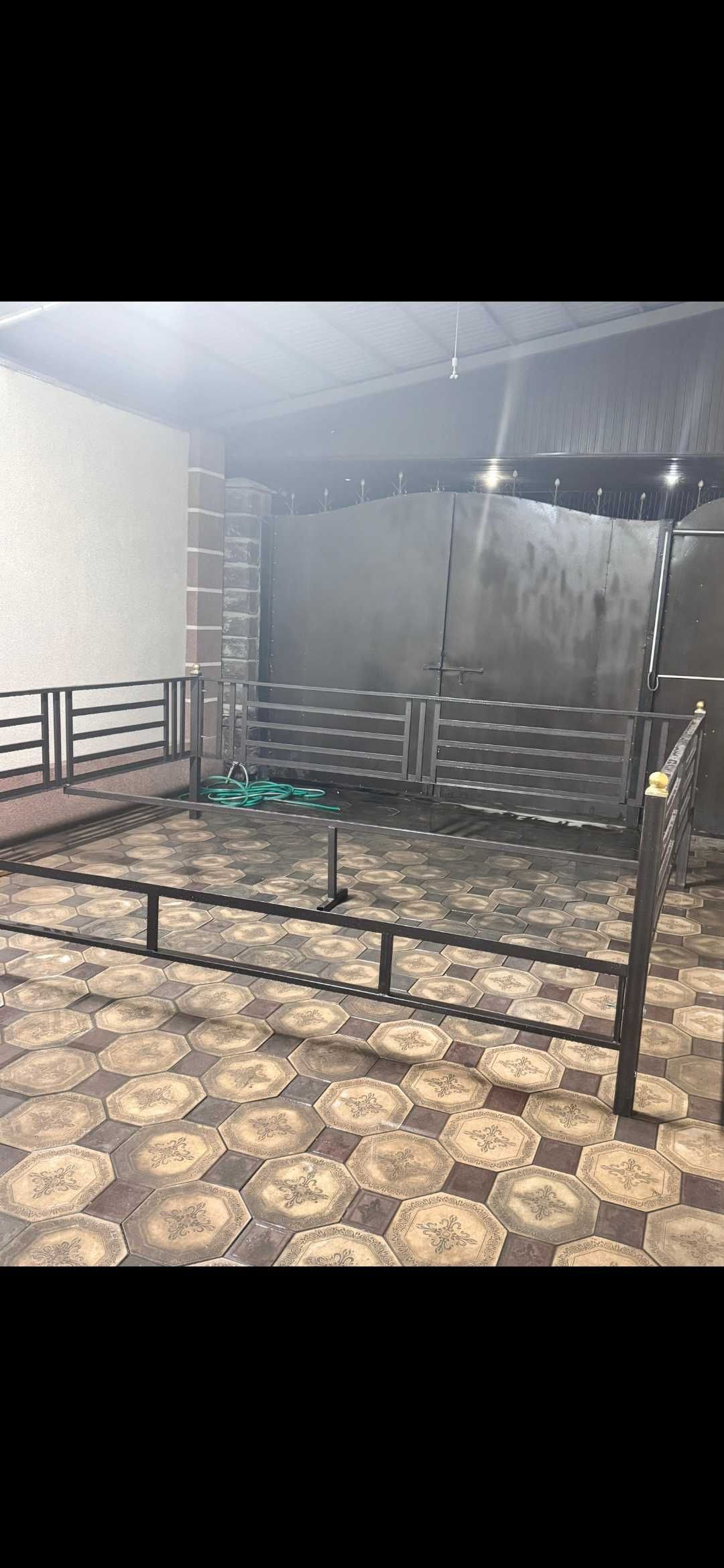 Тапчан в стиле ЛОФТ