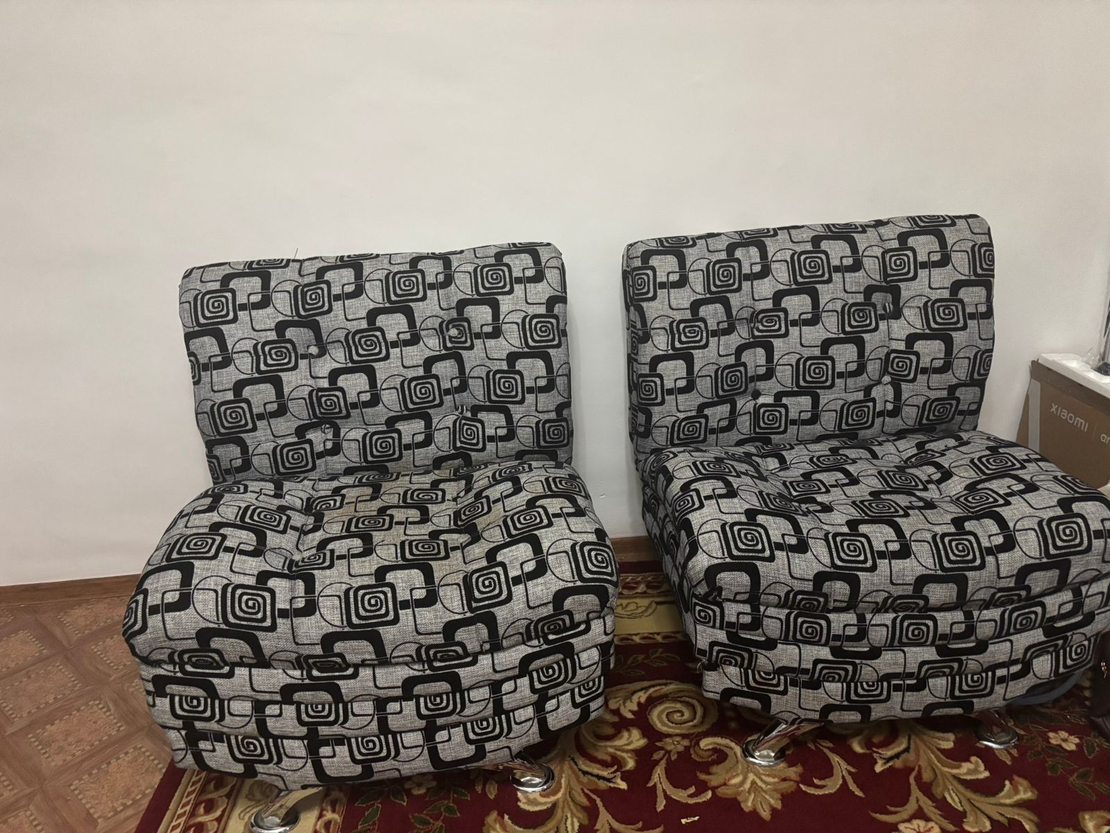 Продам диван и 2 кресла