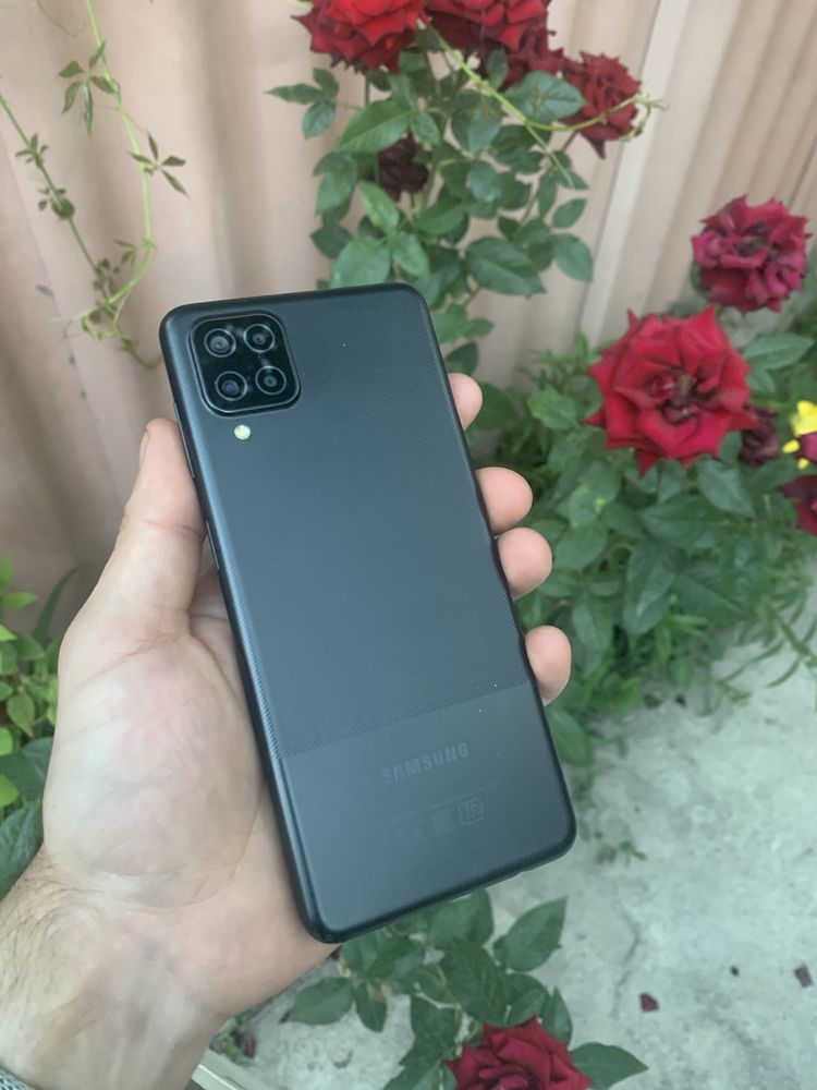 Продам телефон Samusng A12 64Gb