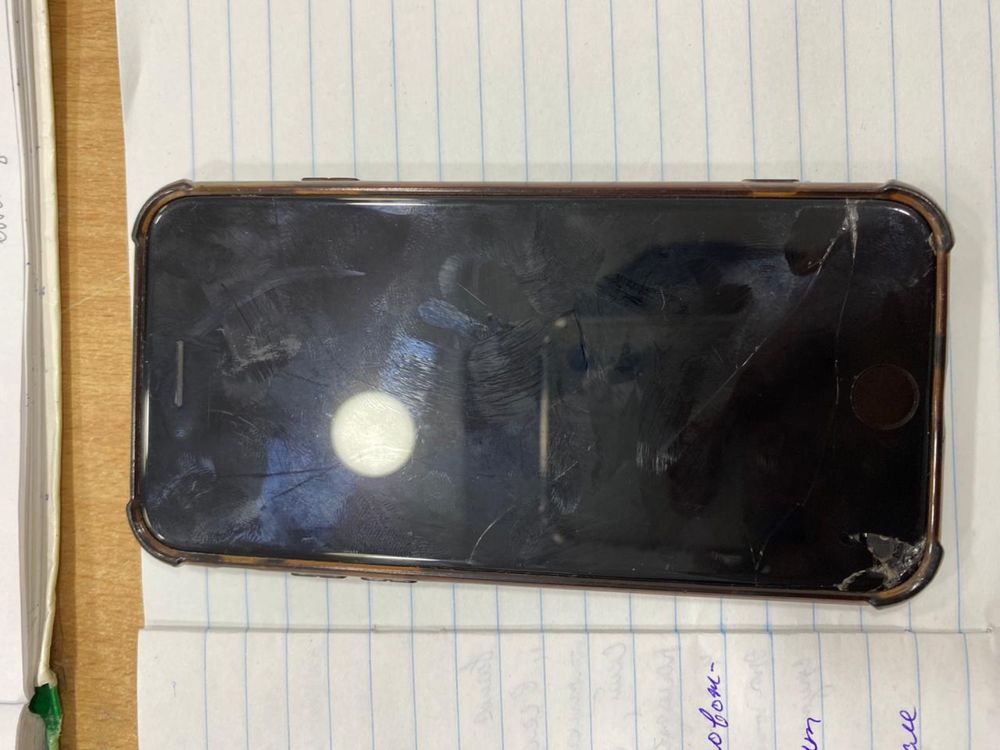 Продам или обмен iphone 8