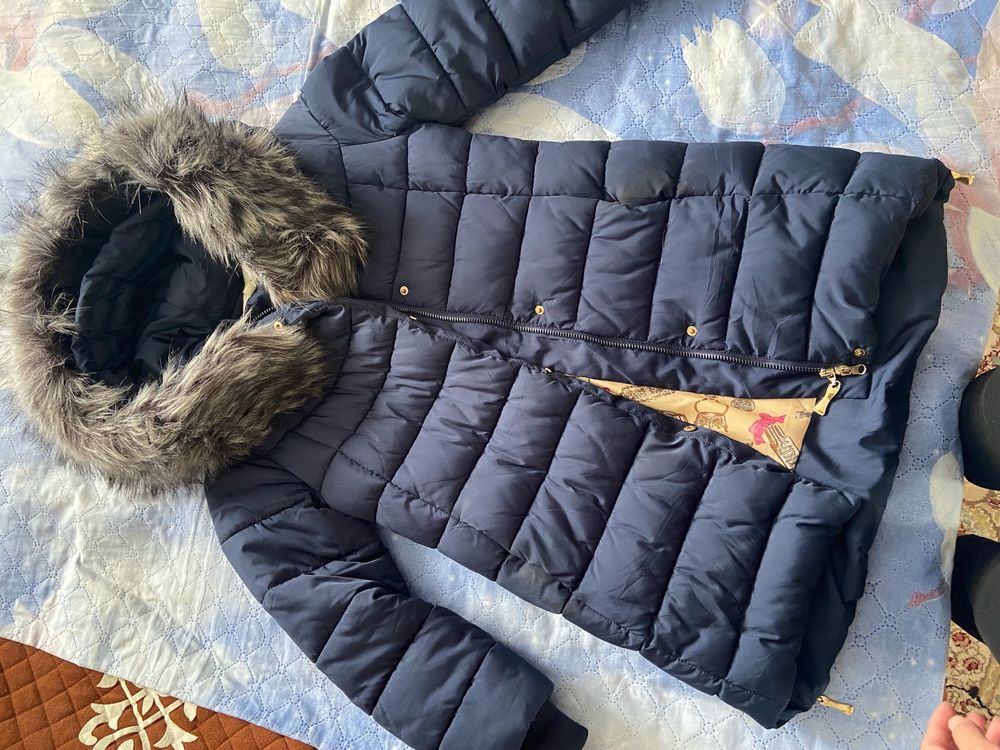 Продам куртку состояние отличное