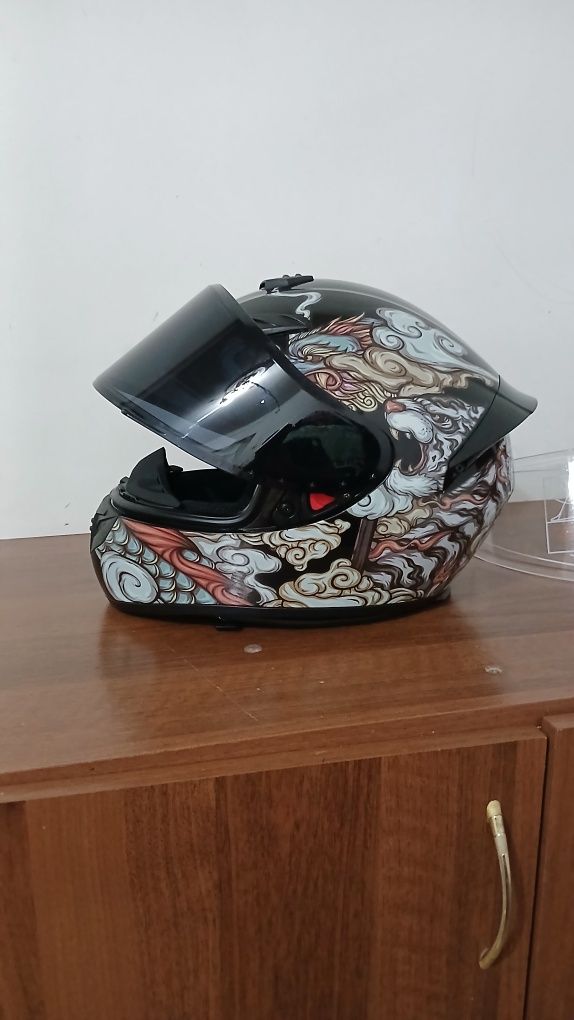 Срочно продам шлем