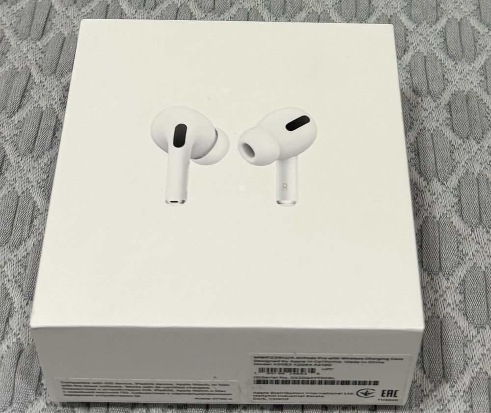 Продам наушники AirPods Pro