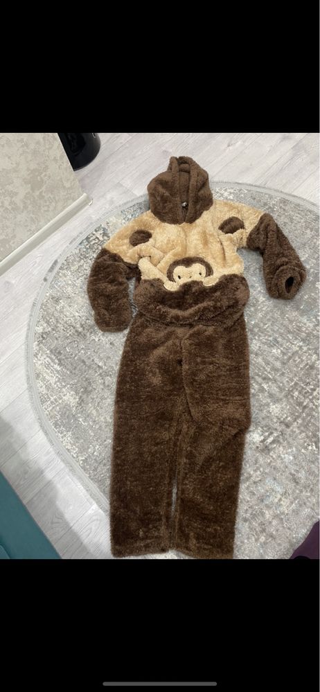 Женская одежда рубашки, кофты