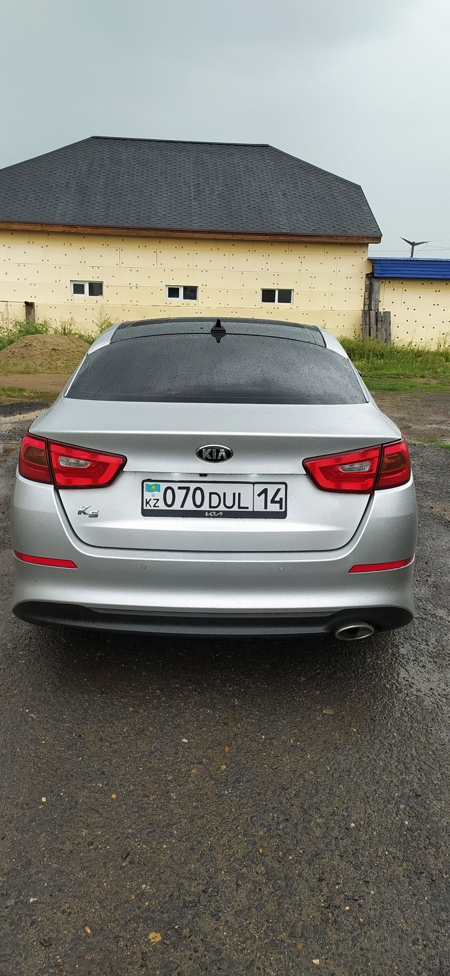 KIA K5 продажа или обмен на квартиру