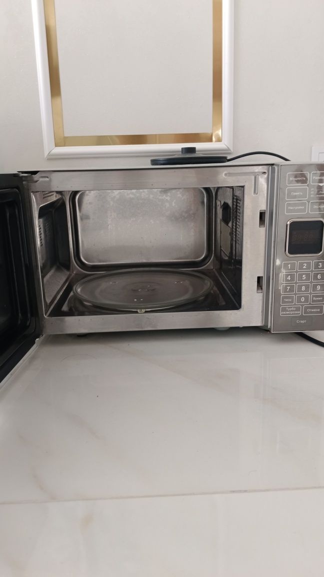 Микроволновая печь