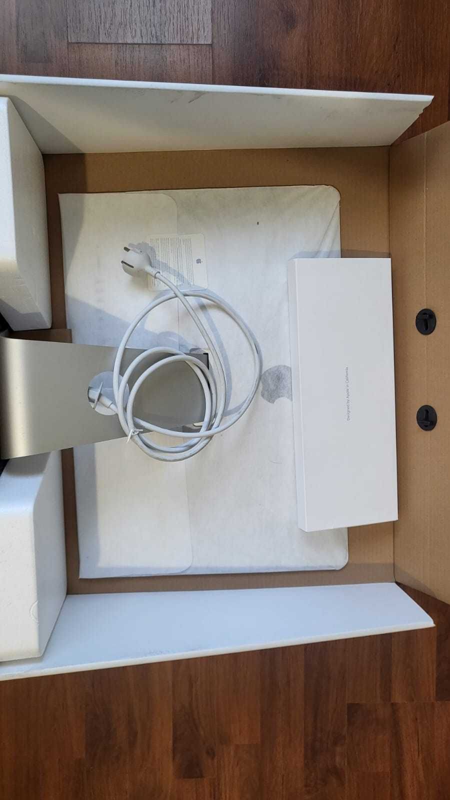 Apple iMac моноблок в отличном состоянии