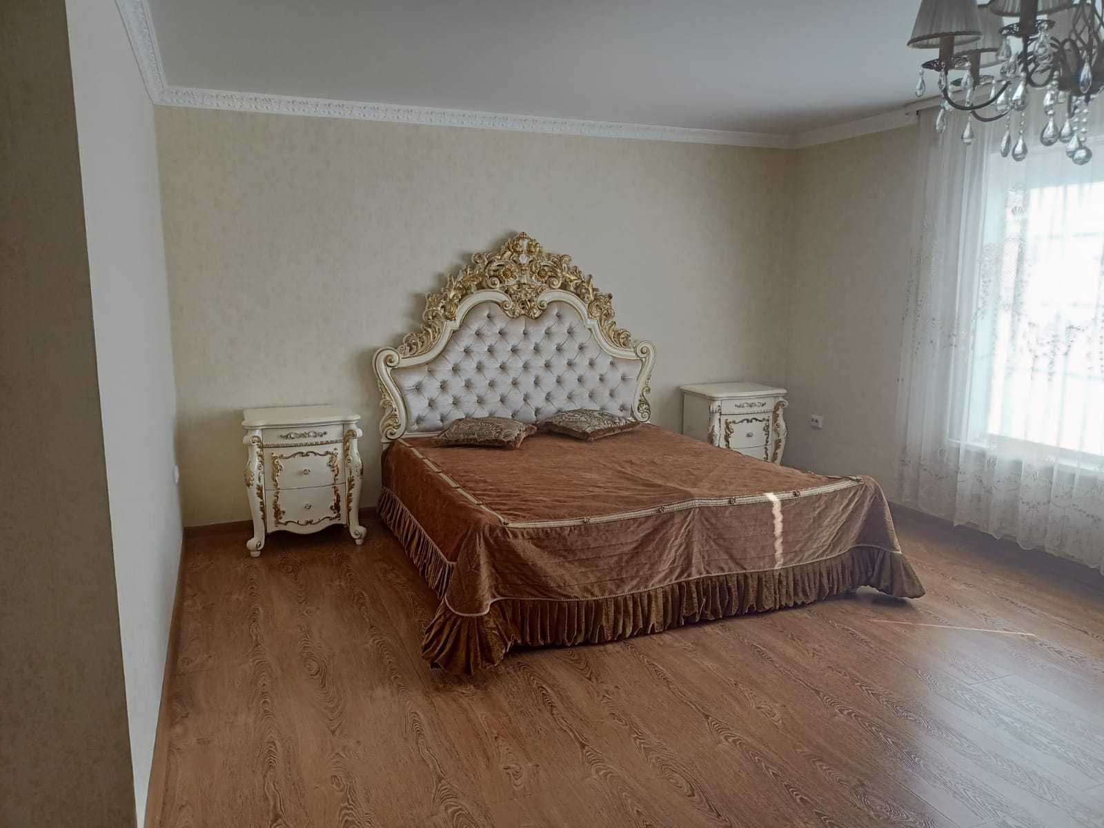 Продам коттедж в центре !