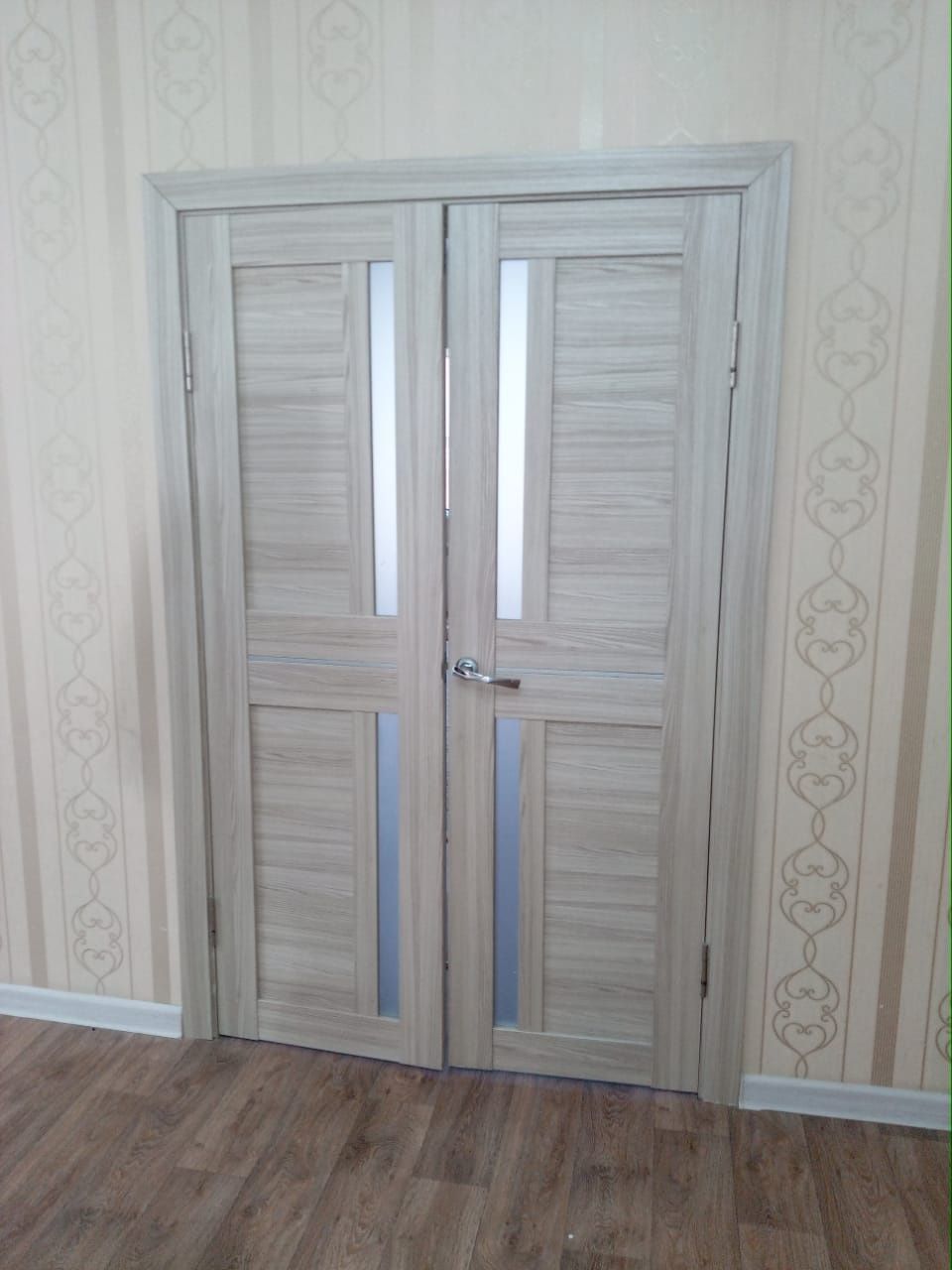 Жаксы жагдайда 9есык сатылады