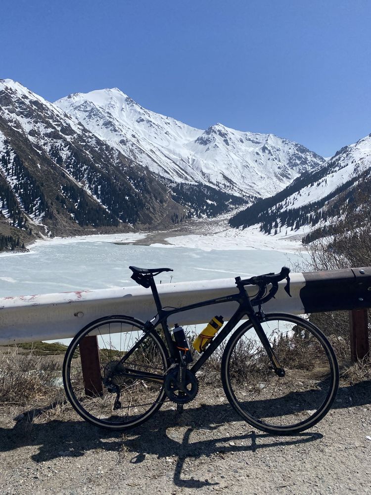 Велосипед шоссейный giant tcr 2019 ultegra kom размер S