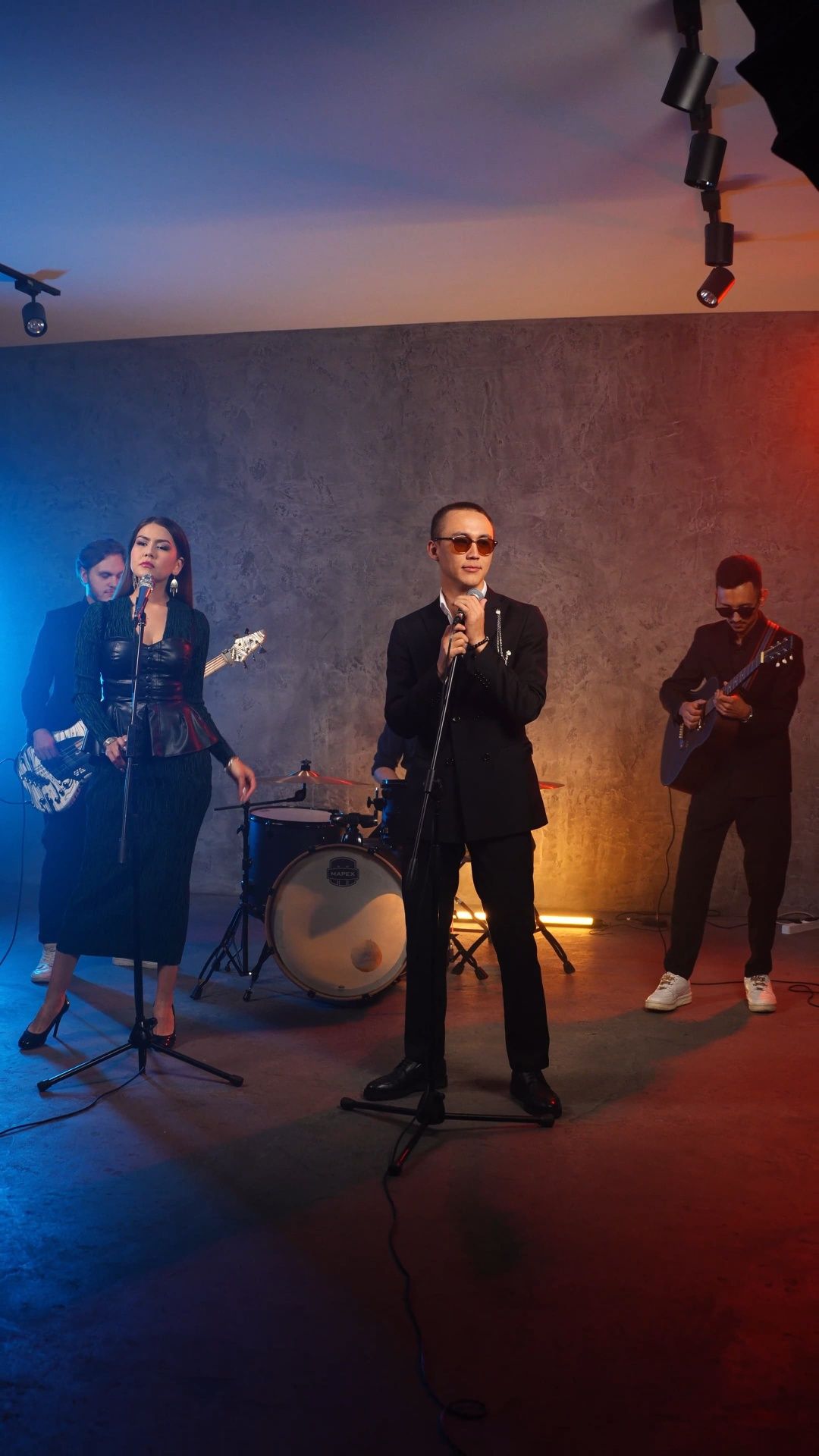 Live band в Астане,  лайв бэнд, музыканты
