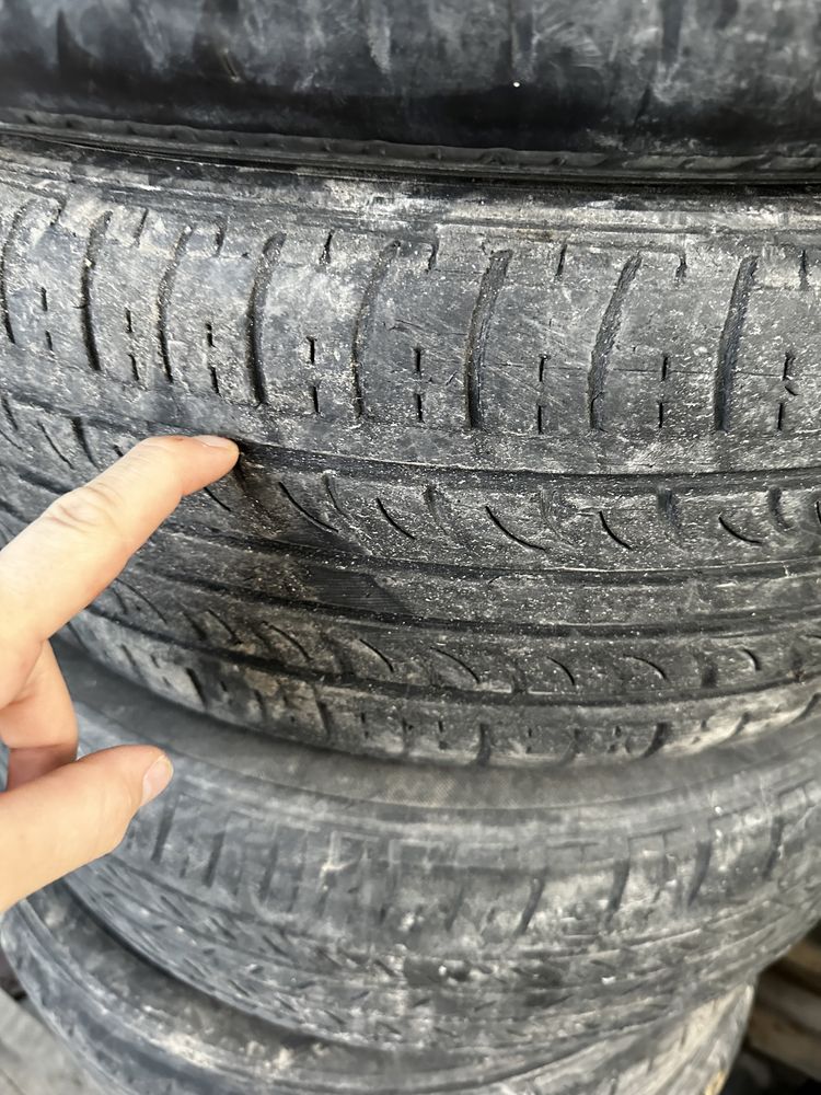 Срочно! Продам 2 комплекта резины 225/55/18