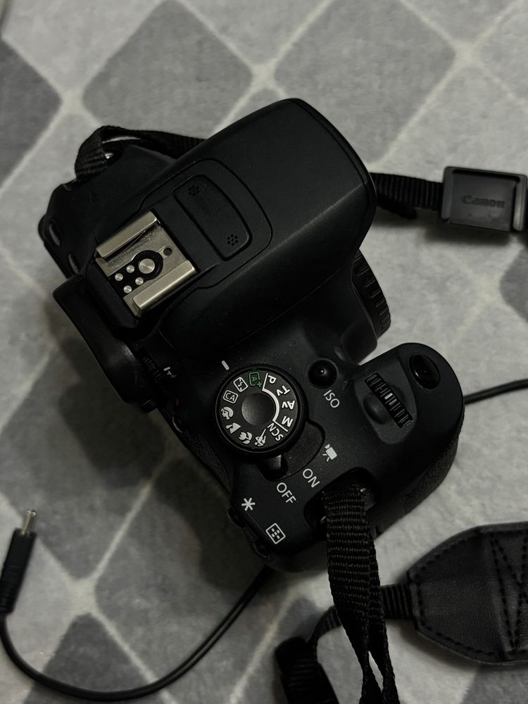 Камера canon 700D и обьектив