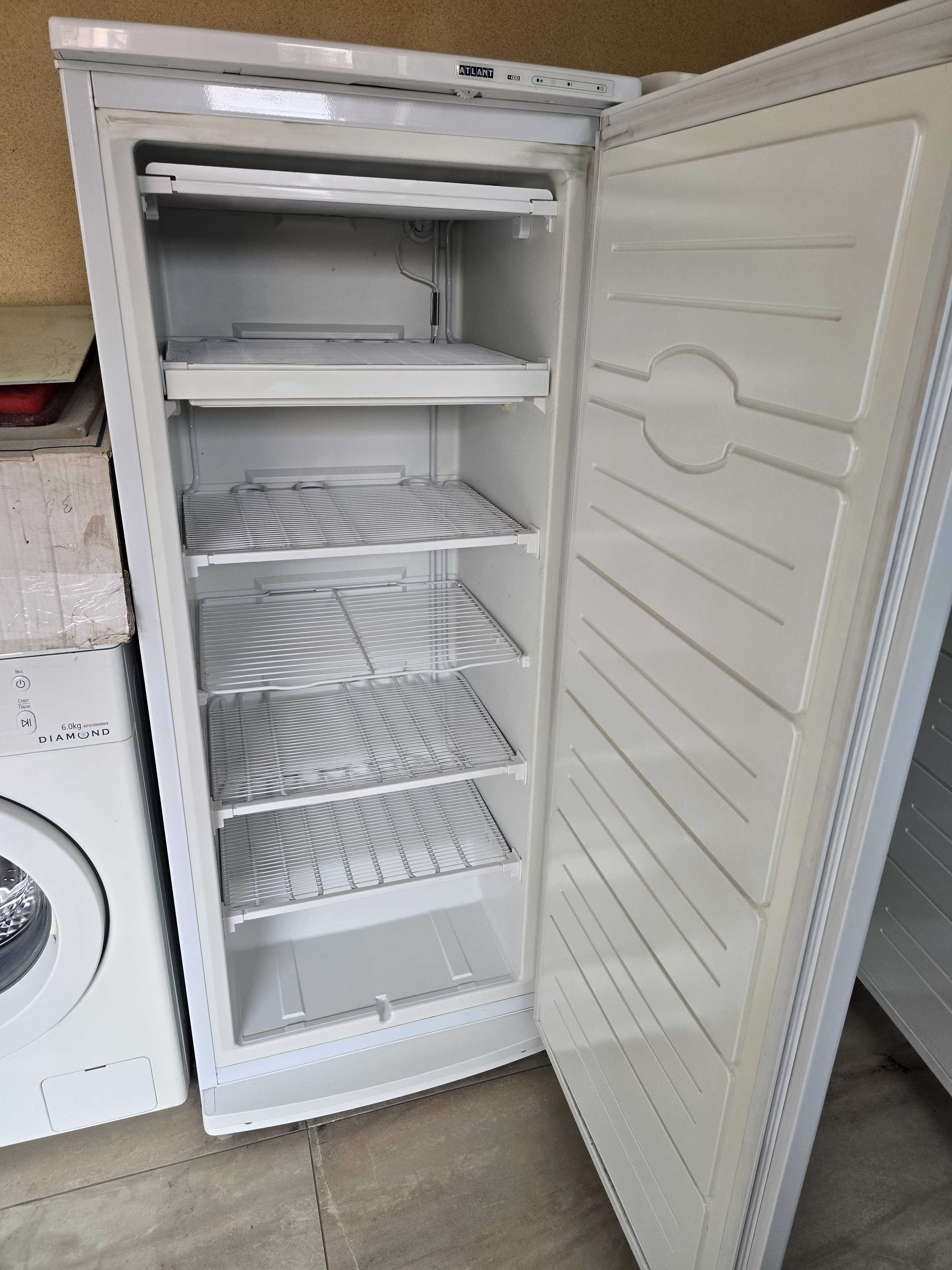 морозильник-шкаф Атлант, ларь Midea
