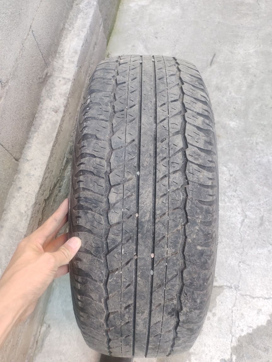 Продам шину 265/65/17