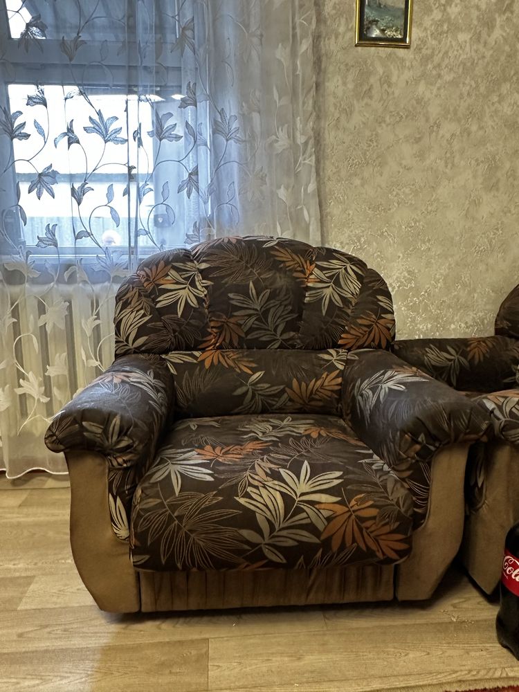 Продам диван, в хорошем состоянии