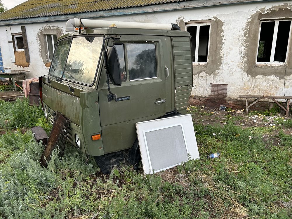 Продам кабину камаз со спалнтком