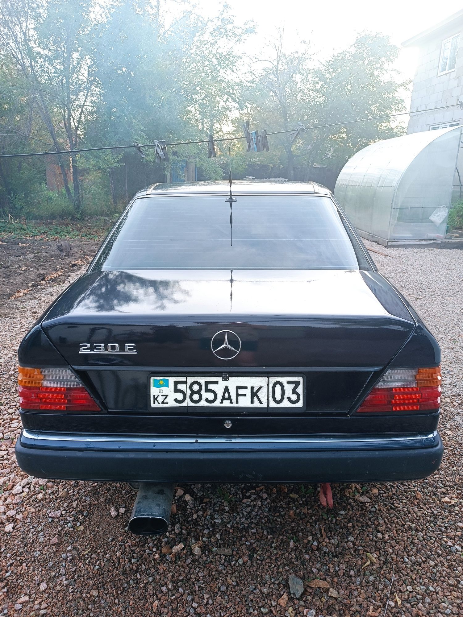 Продам Мерседес Е230