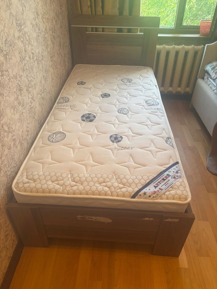 Кровать и матрас ортопедический