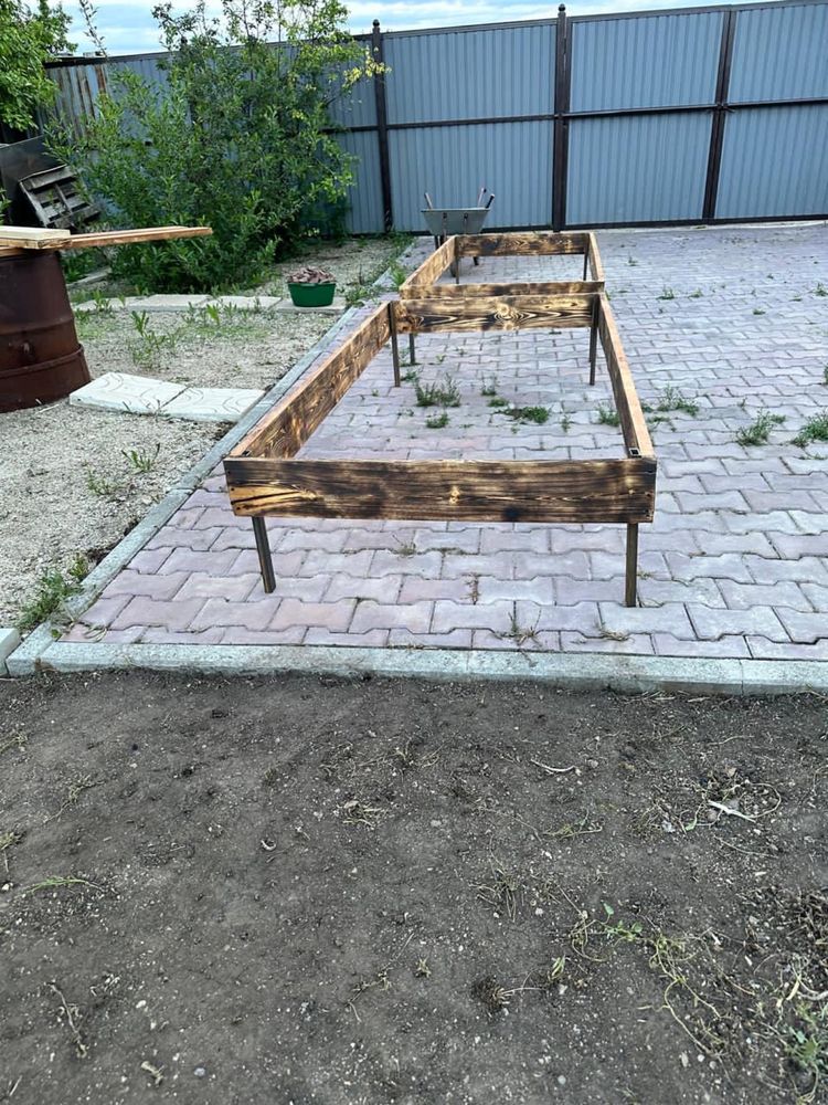 Продам грядки. При покупке больше  4 х штук, доставка бесплатная!