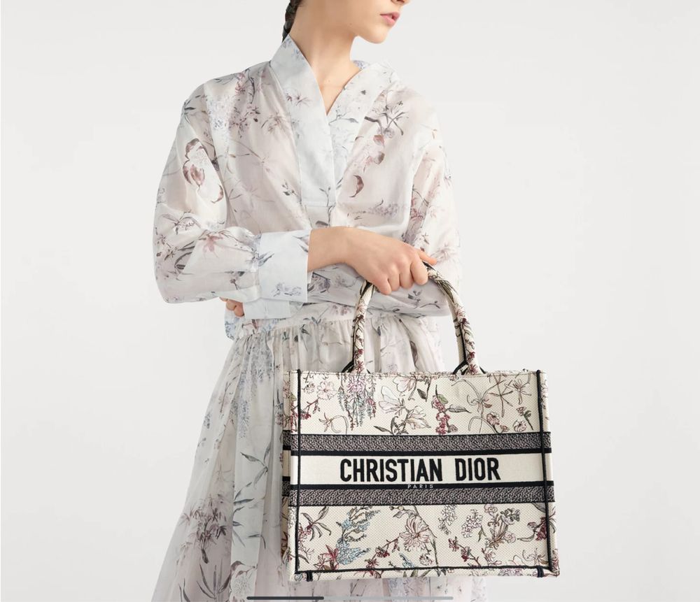 Сумка Шопер Dior Book Tote medium