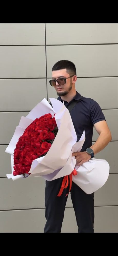 Метровые розы по 390 тг