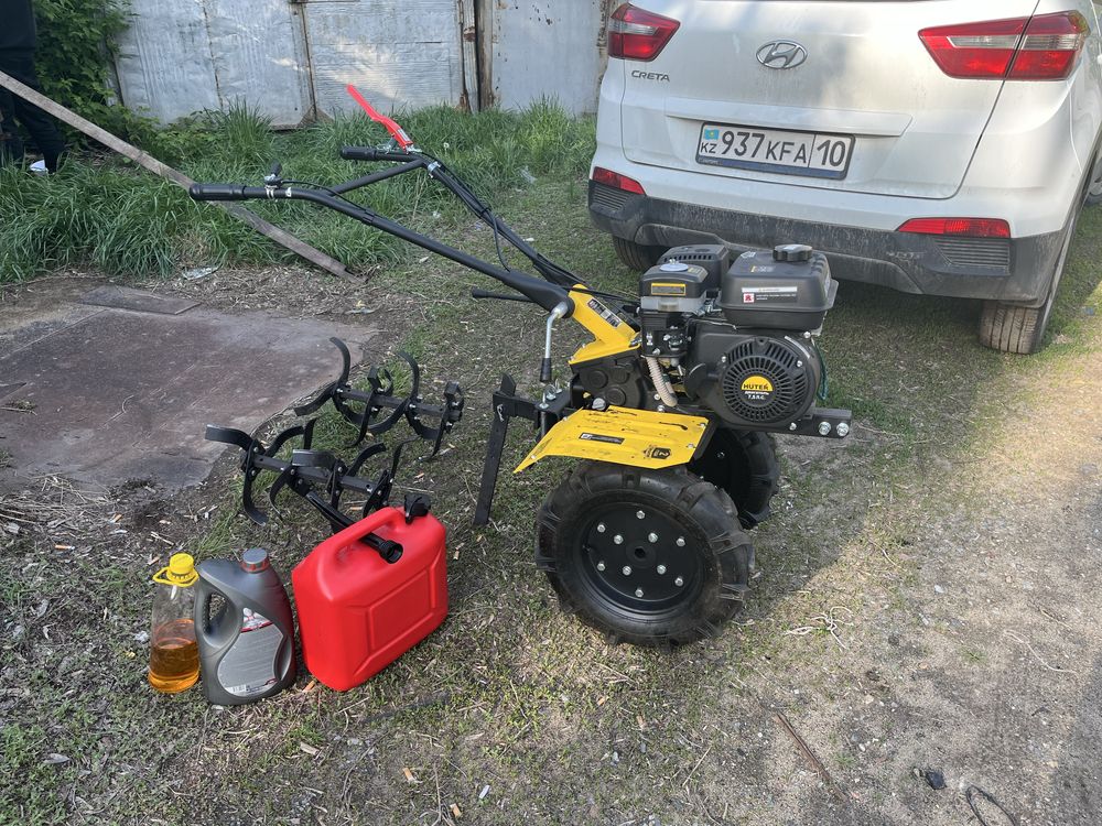 Продам мотоблок с фрезами, Huter mk-1002p-10