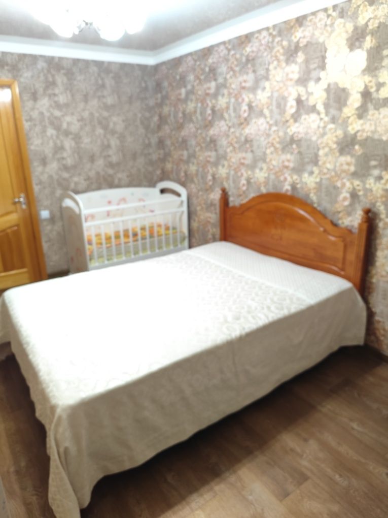 Кровать двуспальная