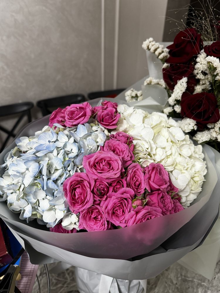 Срочно продам 101 голландскую розу . Длина метр 20