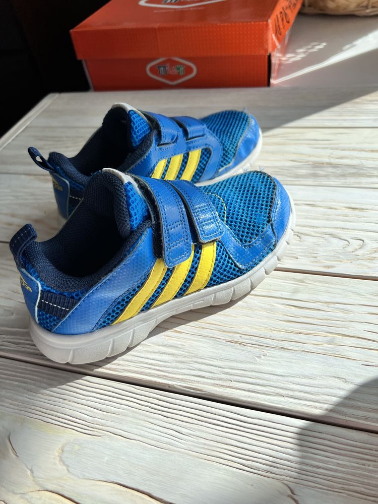 Детские кроссовки Adidas оригинал