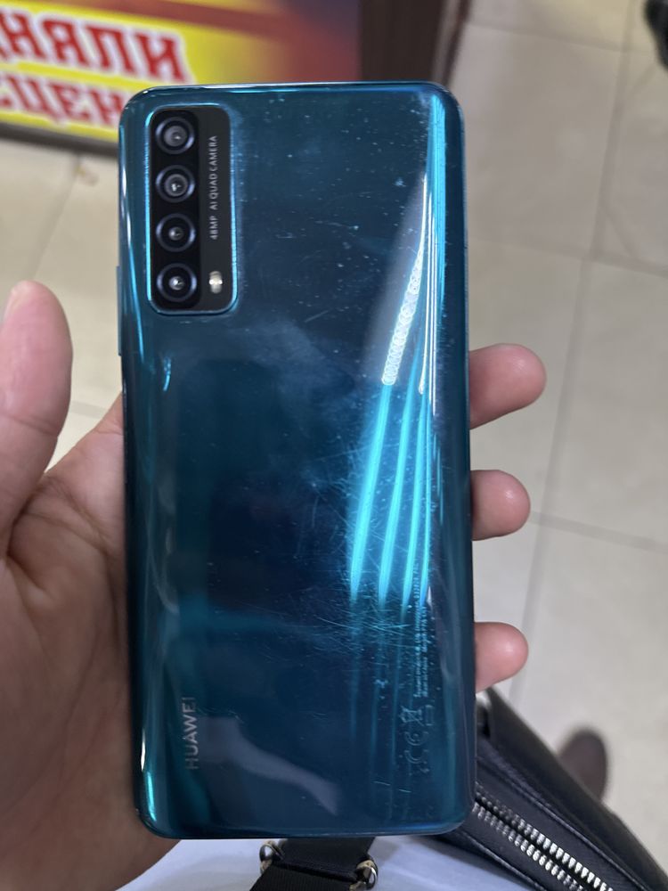 Huawei P Smart в отличном состоянии