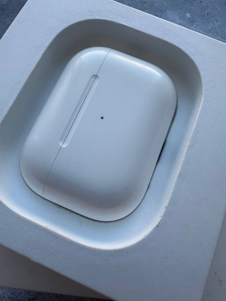 AirPods Pro 2 в хорошем состоянии